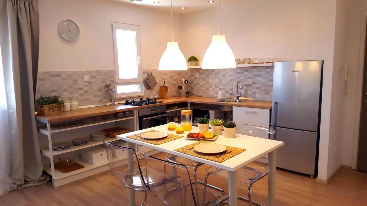 Skenza'S Loft Near Beach And City Center Сплит Екстериор снимка