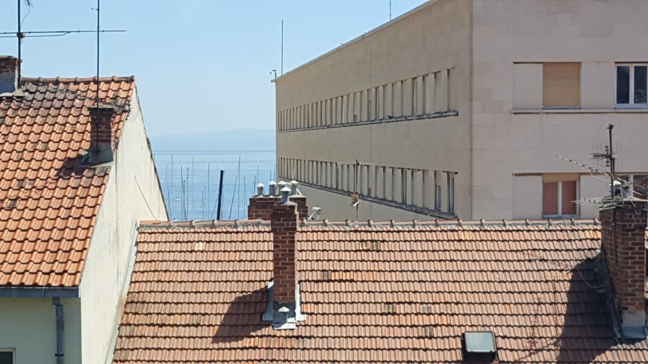 Skenza'S Loft Near Beach And City Center Сплит Екстериор снимка