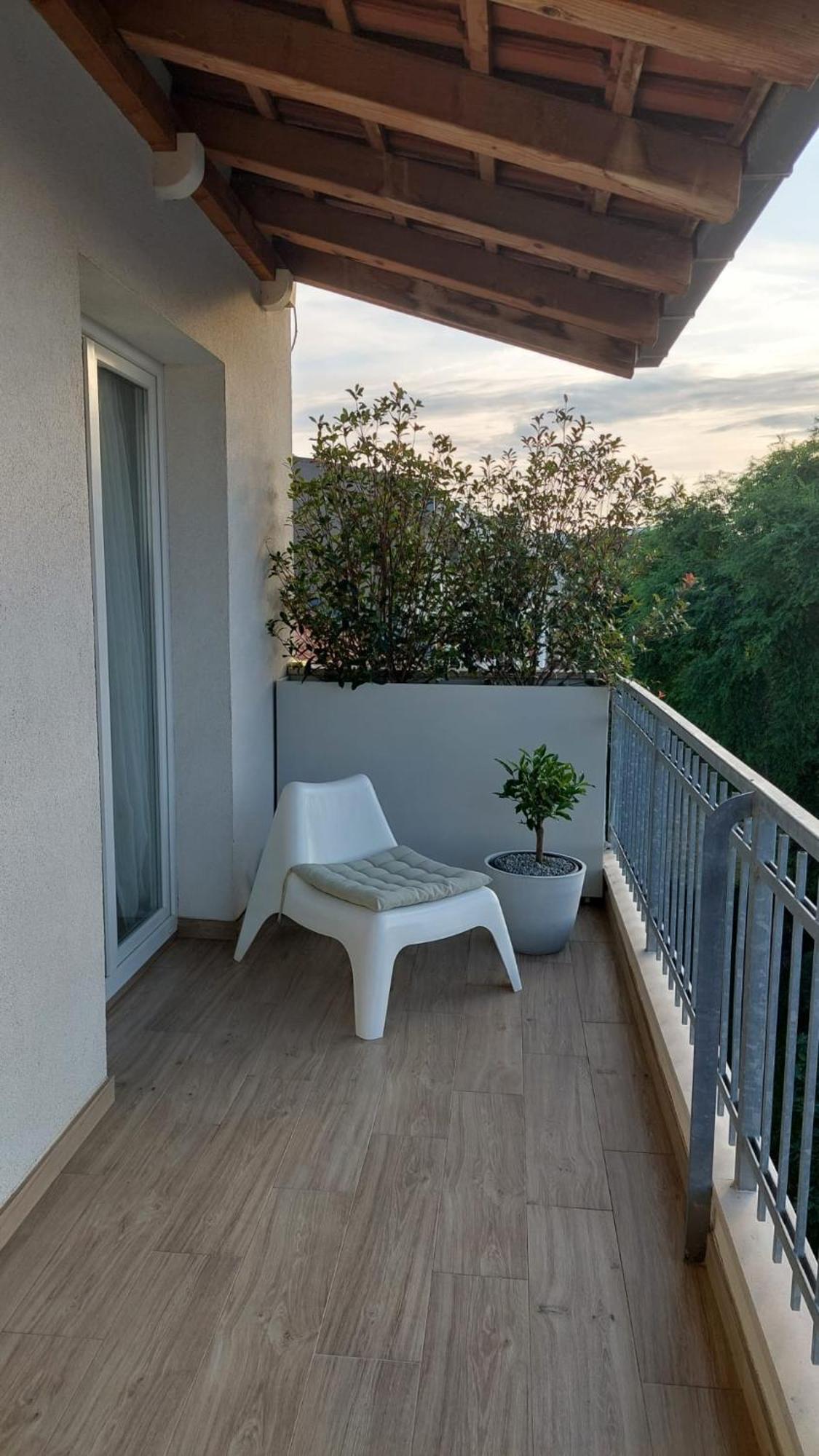 Skenza'S Loft Near Beach And City Center Сплит Екстериор снимка
