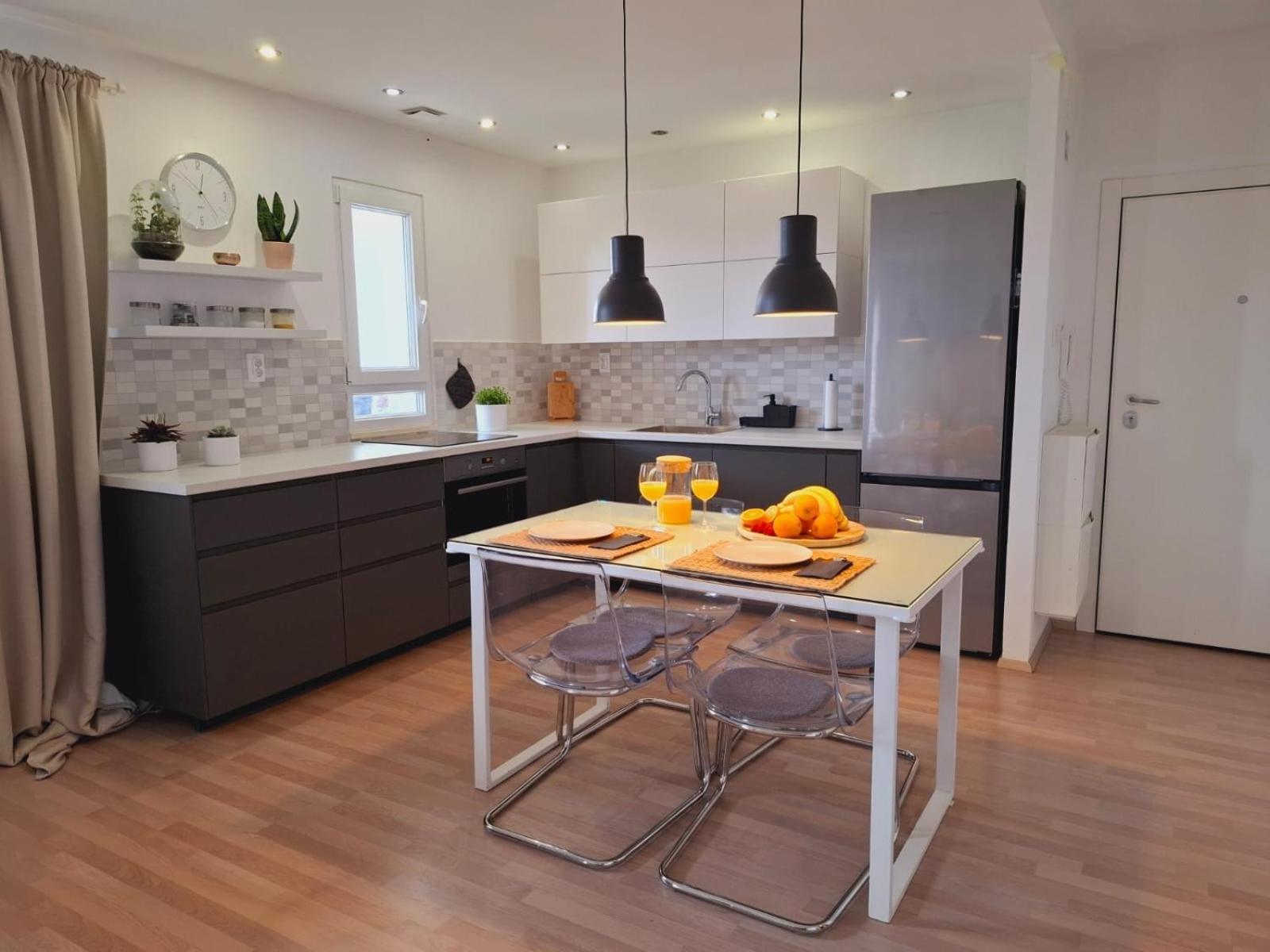 Skenza'S Loft Near Beach And City Center Сплит Екстериор снимка
